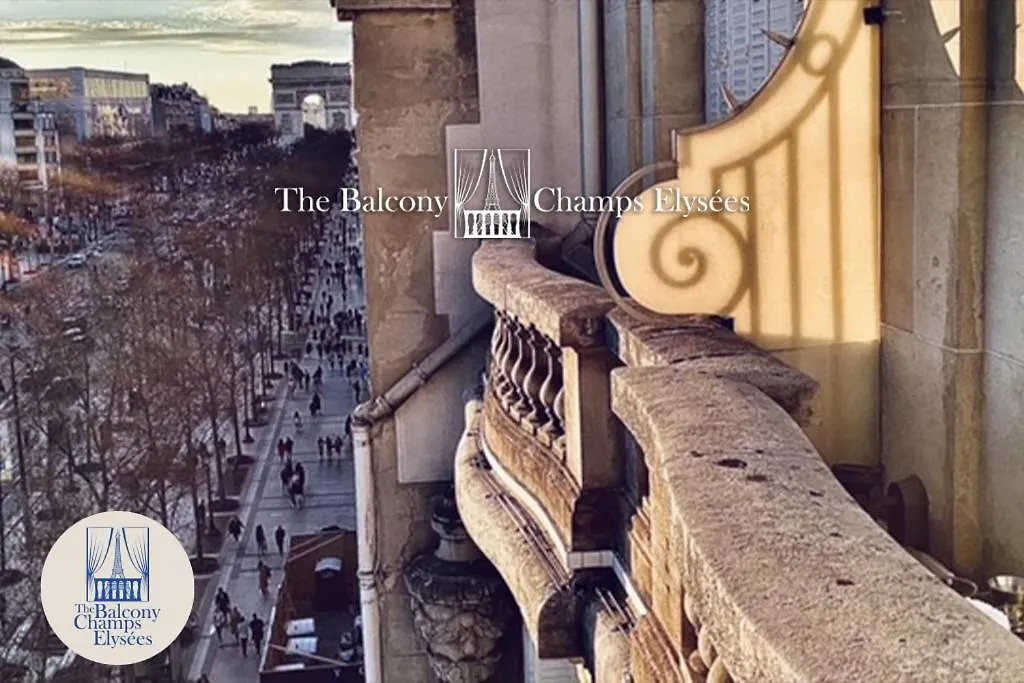 Balcony -view -champs Elysees * Parijs
