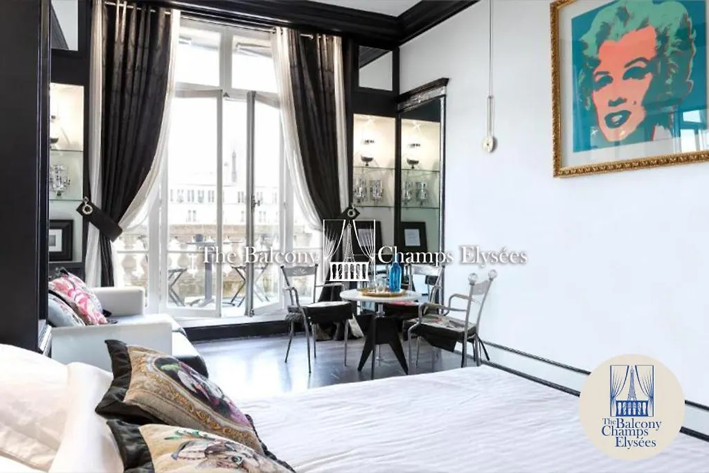Апартаменты Balcony -view -champs Elysees Париж